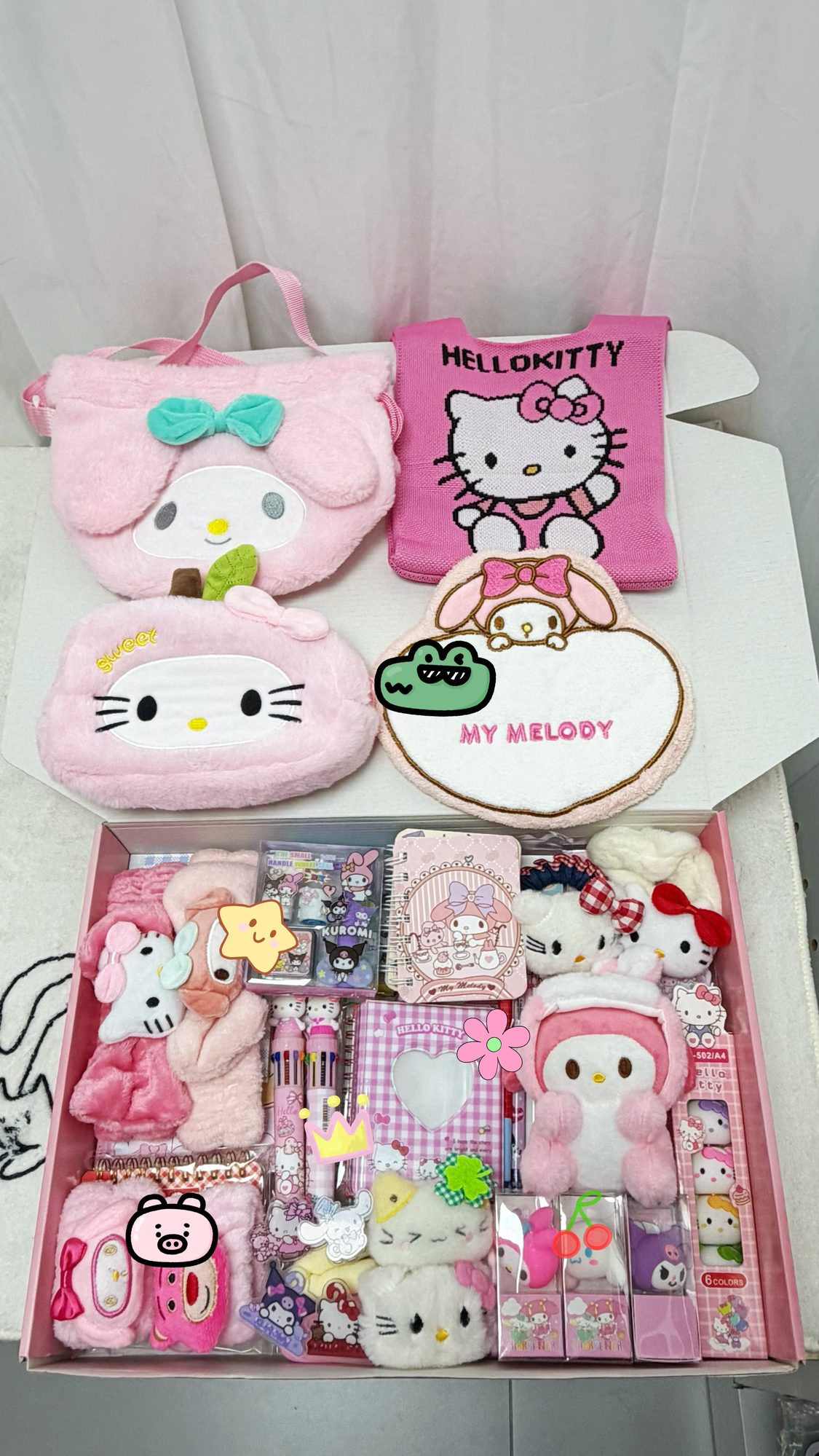 LuckyScoop Mystery Box product image 2 - Hello Kitty My Melody Kuromi kawaii plush stationery toys accessories cute collectibles unboxing